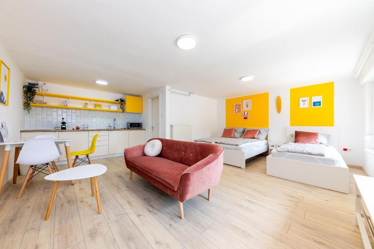 Balaton Wave Apartments Balatonalmádi المظهر الخارجي الصورة