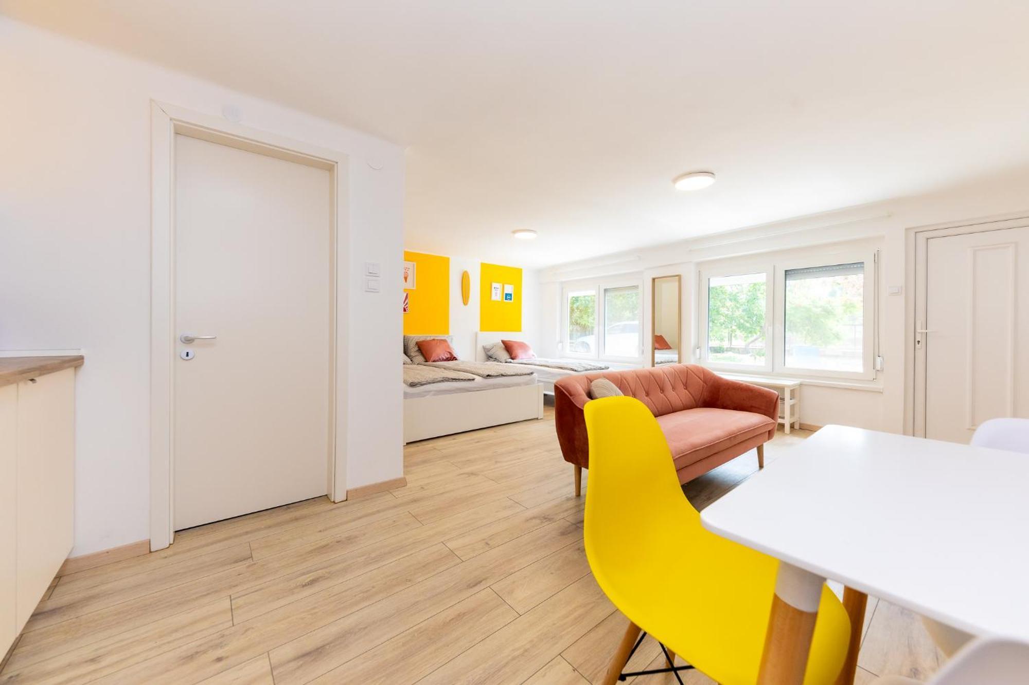 Balaton Wave Apartments Balatonalmádi المظهر الخارجي الصورة