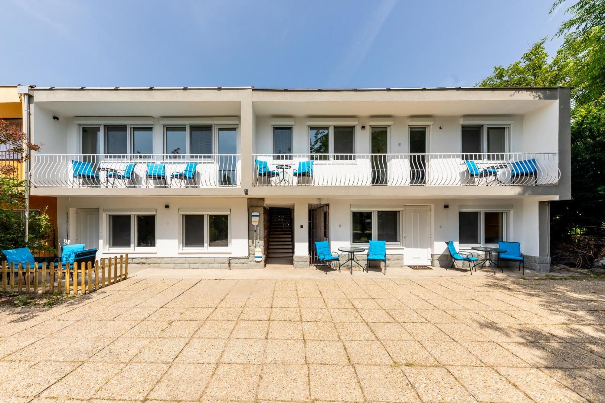 Balaton Wave Apartments Balatonalmádi المظهر الخارجي الصورة